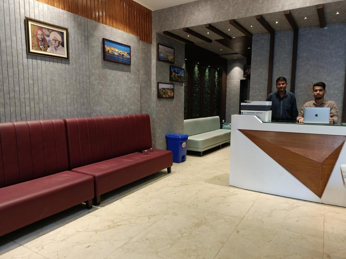 Hotel Vrinda Inn Udaipur Extérieur photo