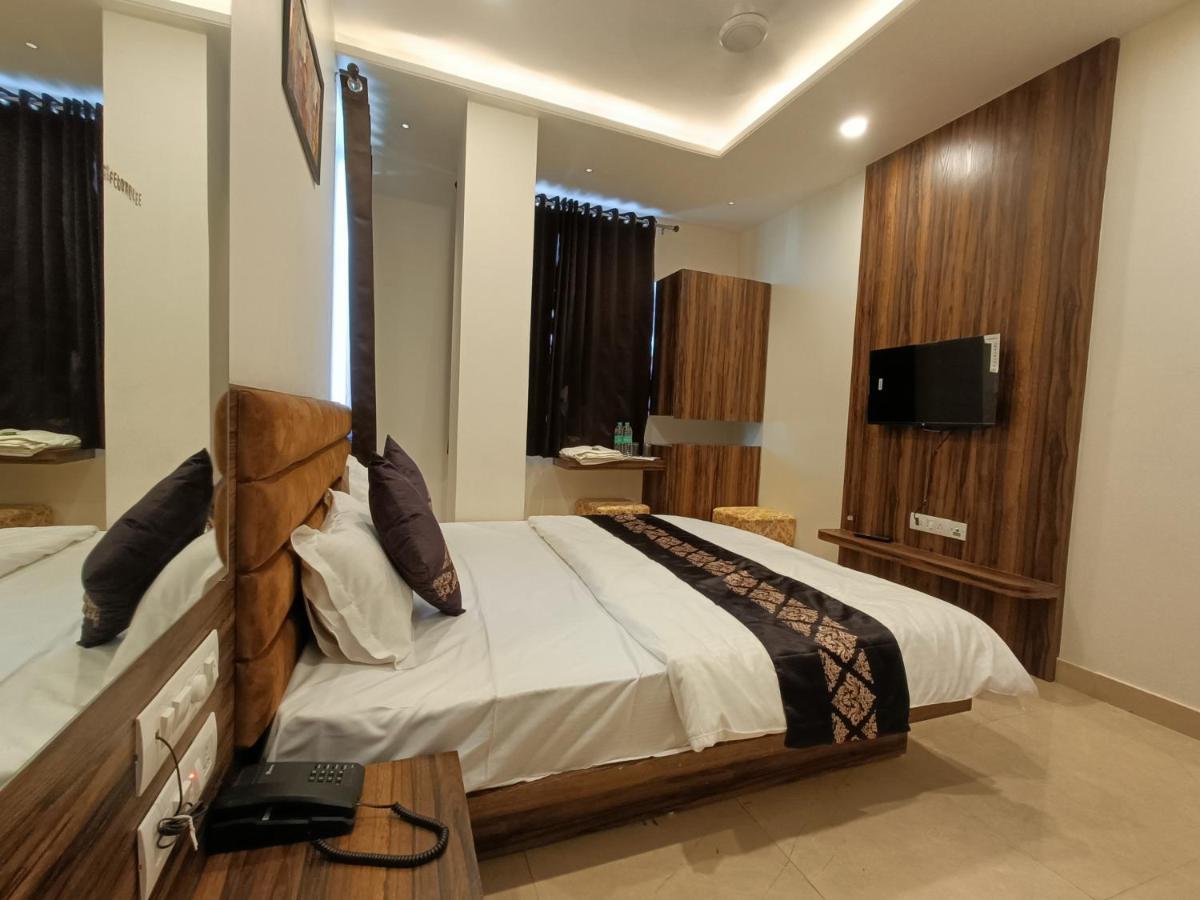 Hotel Vrinda Inn Udaipur Extérieur photo