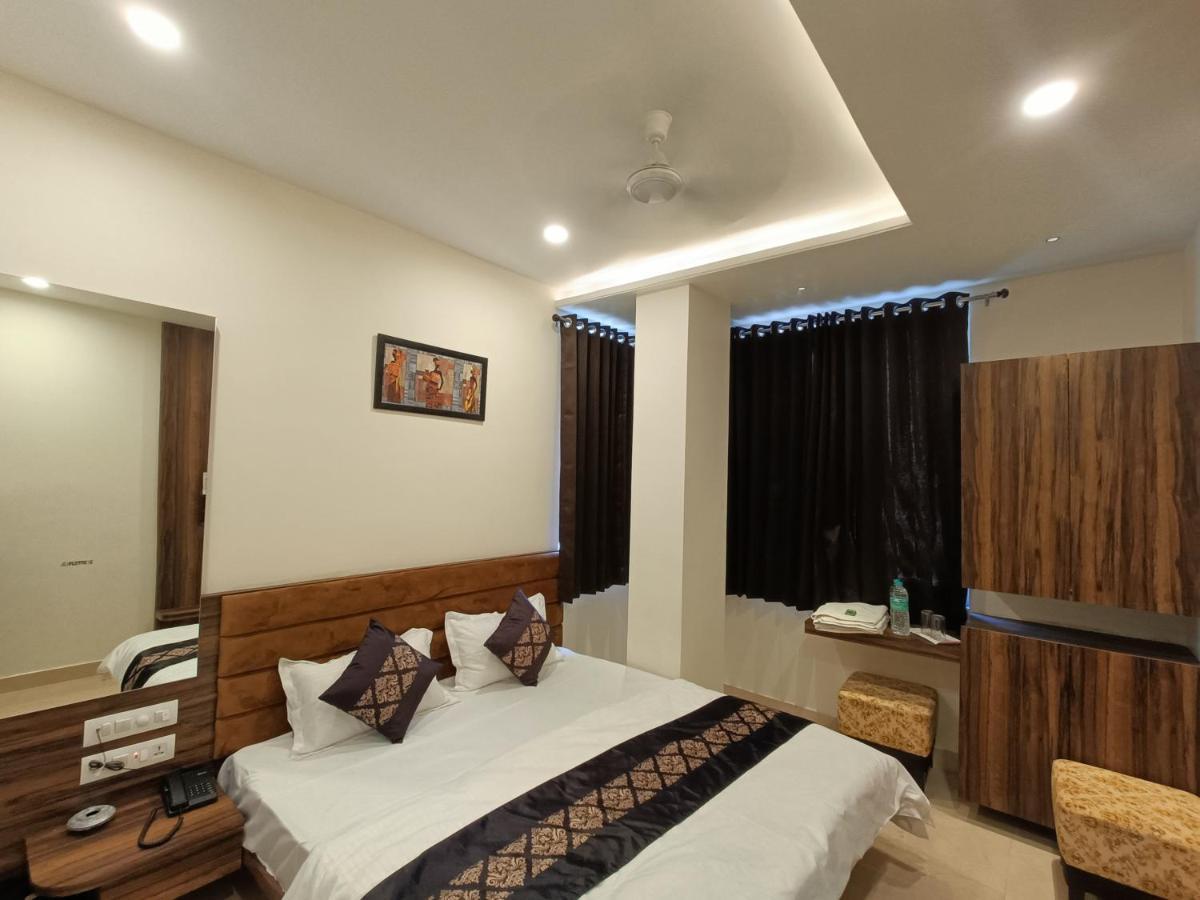 Hotel Vrinda Inn Udaipur Extérieur photo
