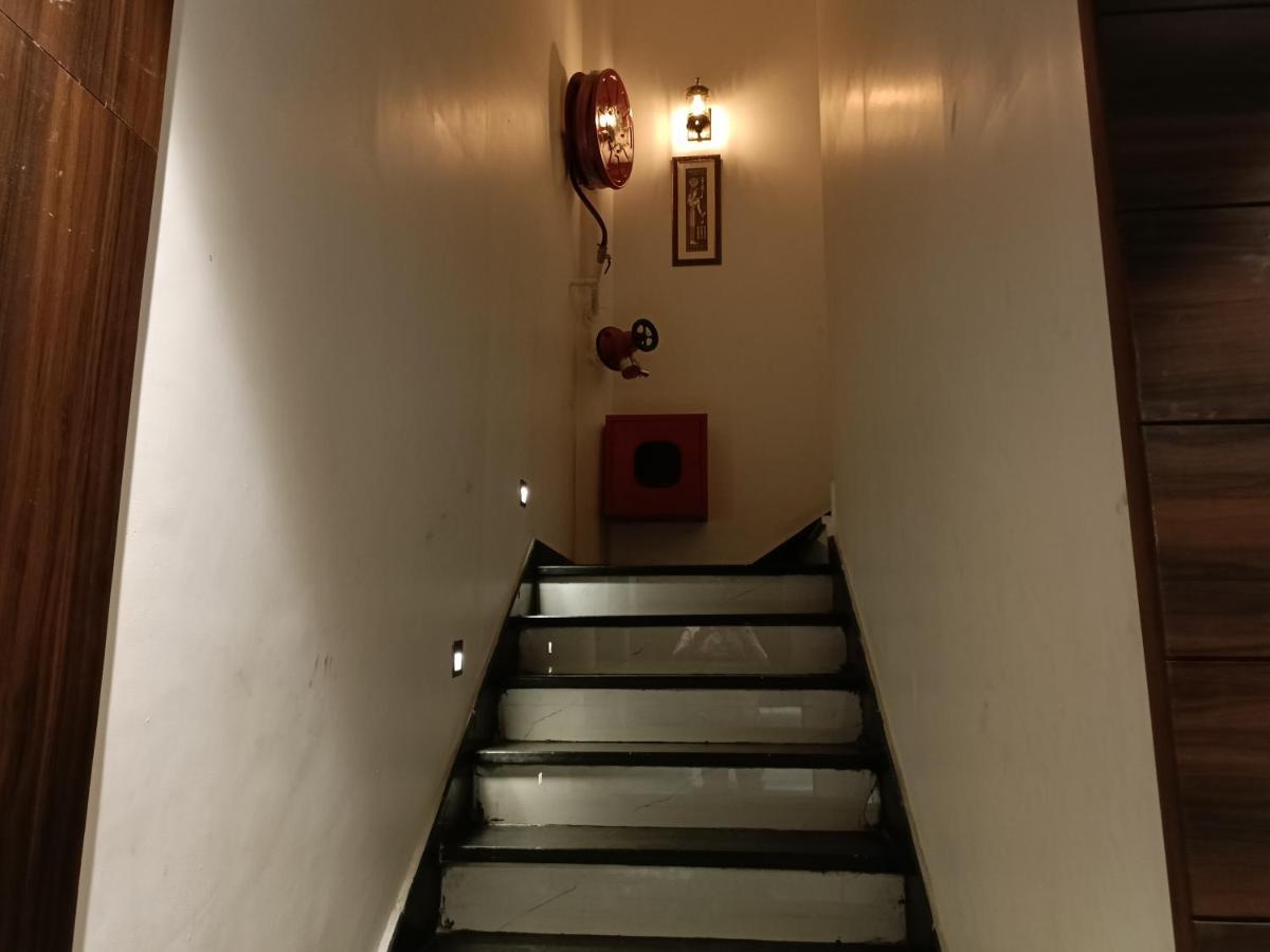 Hotel Vrinda Inn Udaipur Extérieur photo