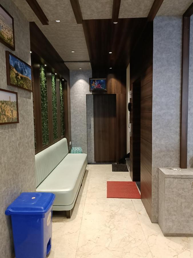 Hotel Vrinda Inn Udaipur Extérieur photo
