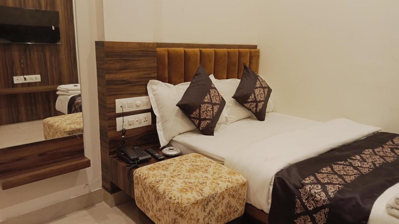 Hotel Vrinda Inn Udaipur Extérieur photo