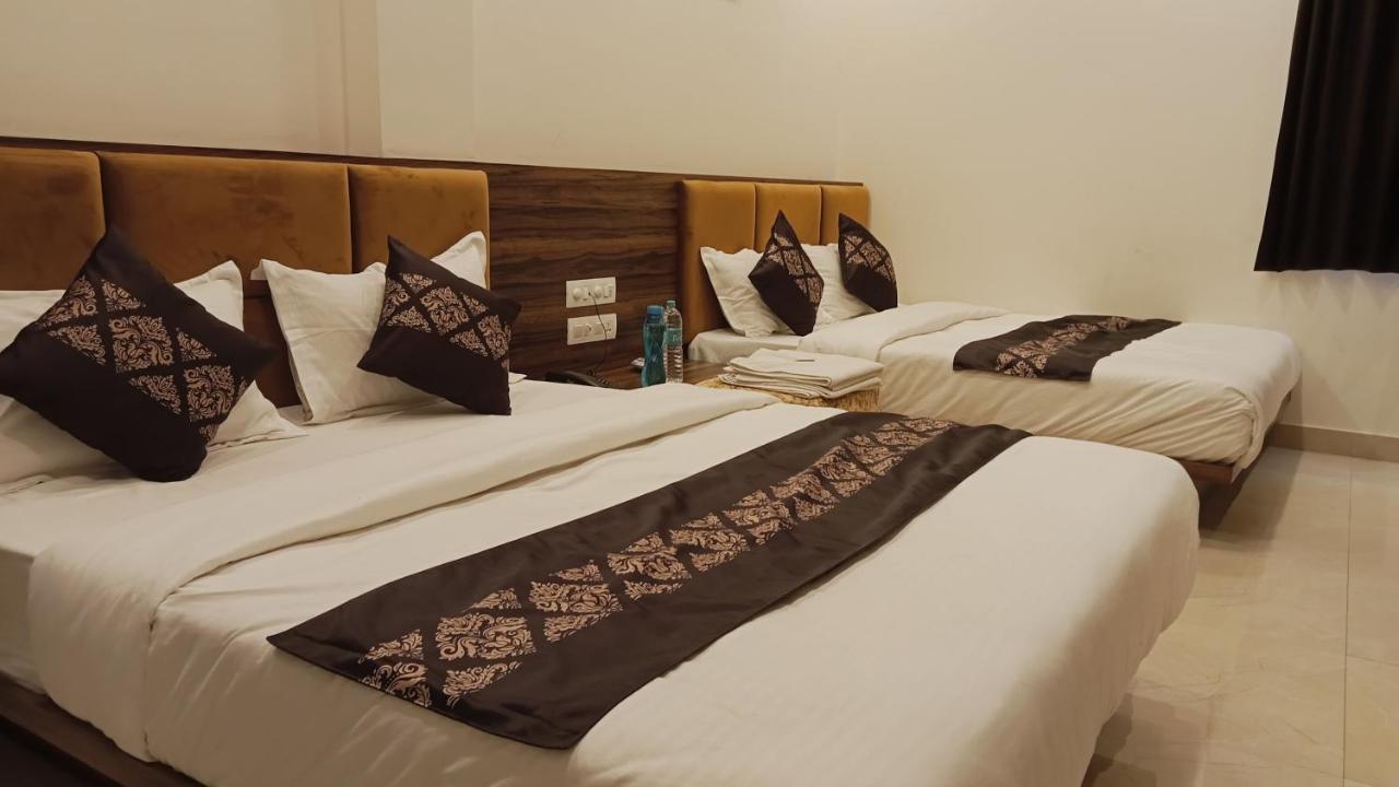 Hotel Vrinda Inn Udaipur Extérieur photo